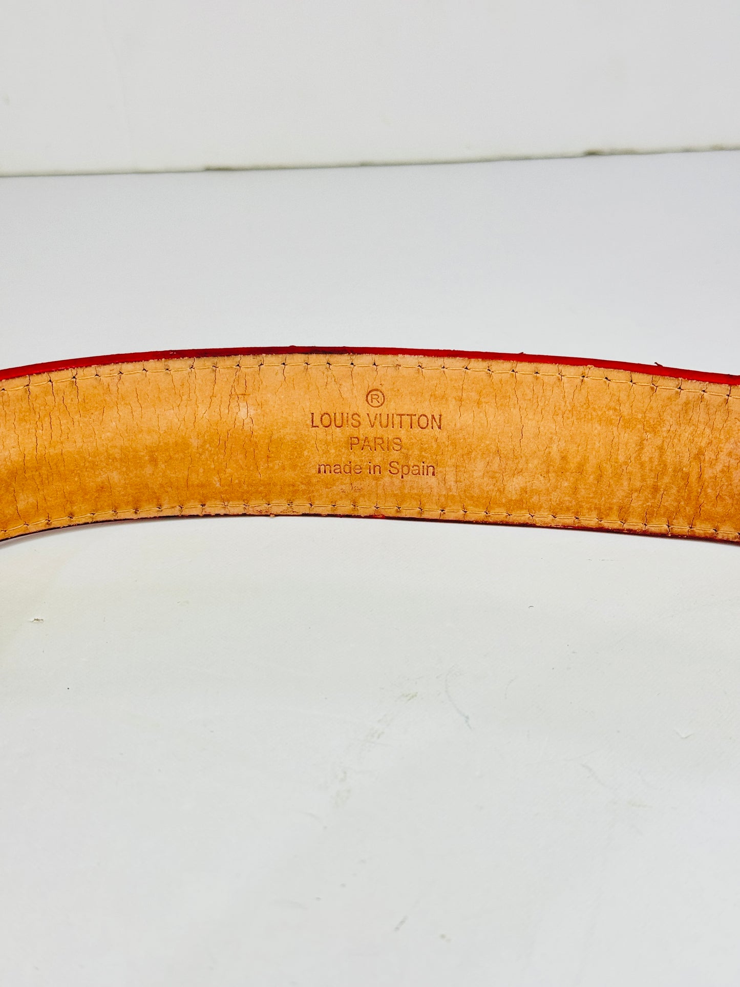 LV | BELT