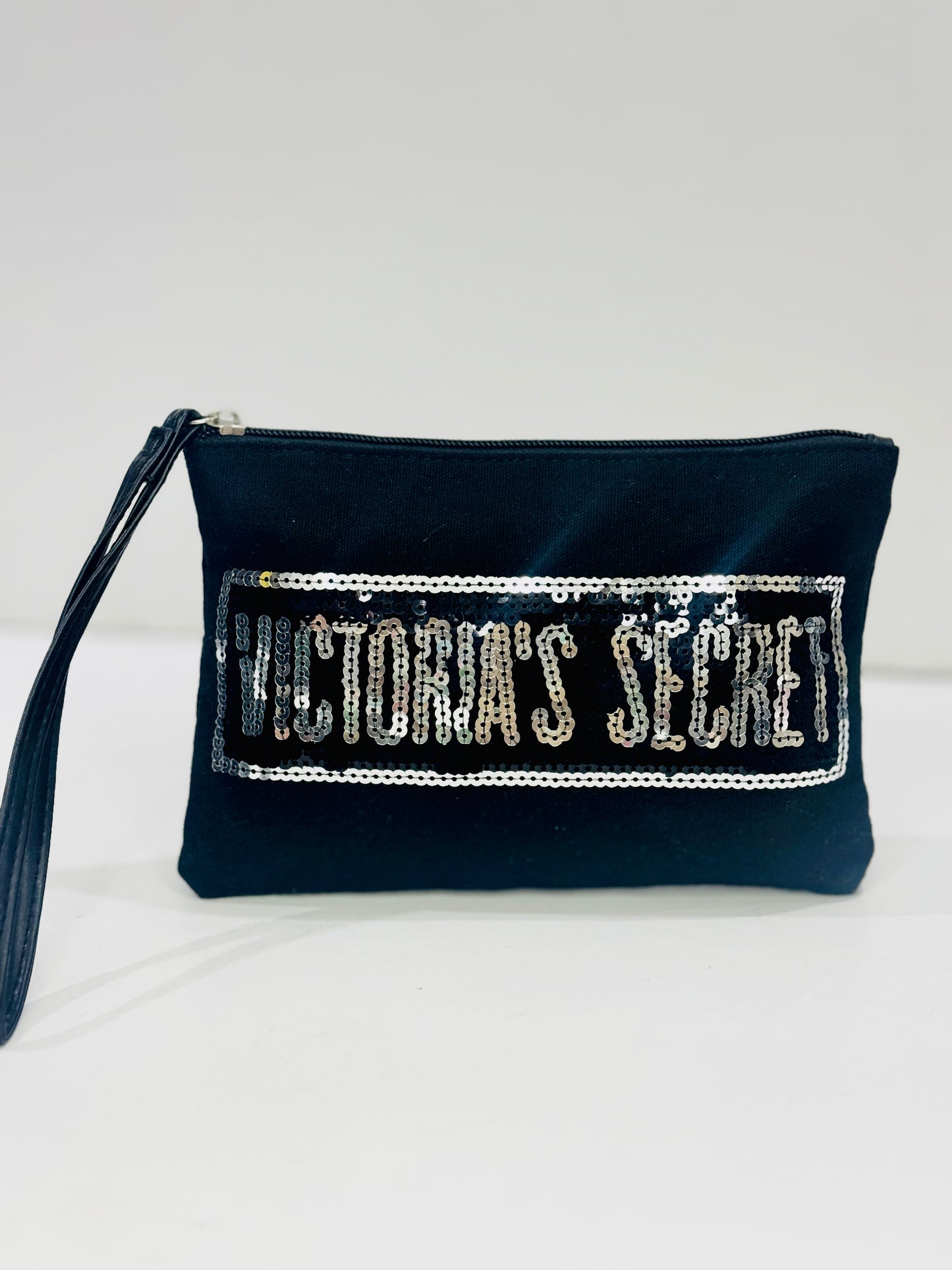 VICTORIA’S SECRET