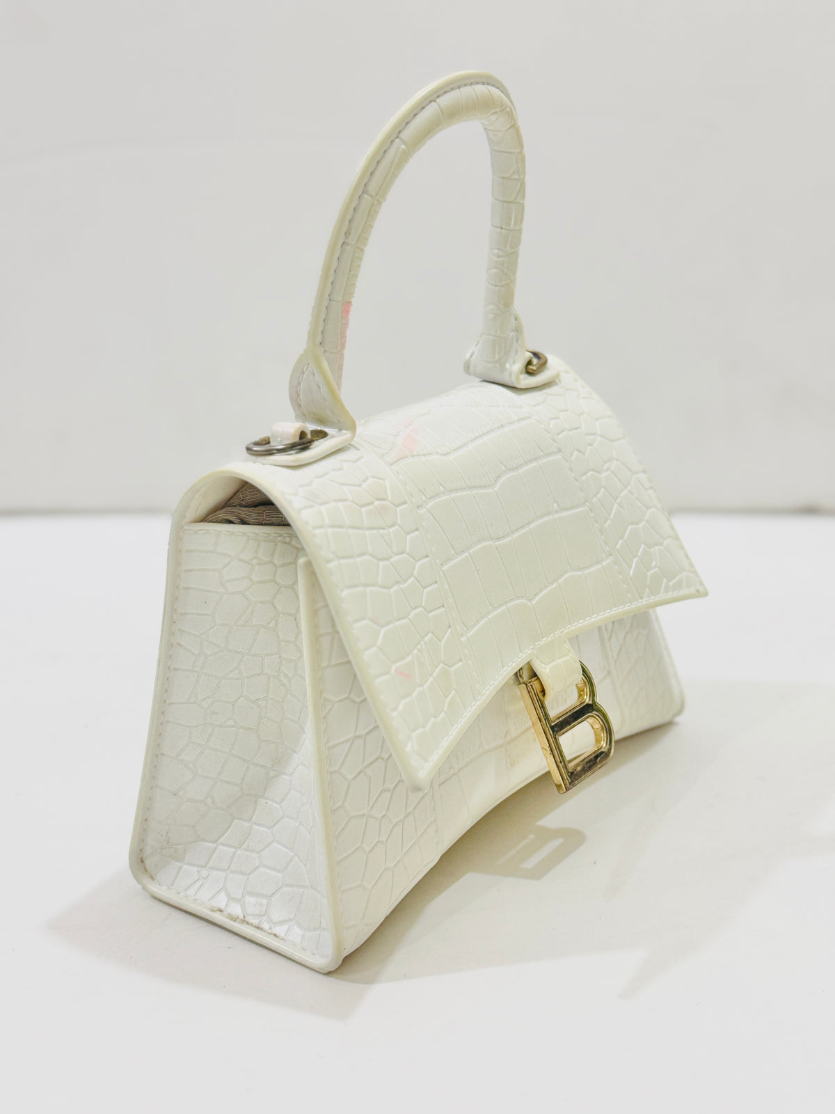 HAND BAG