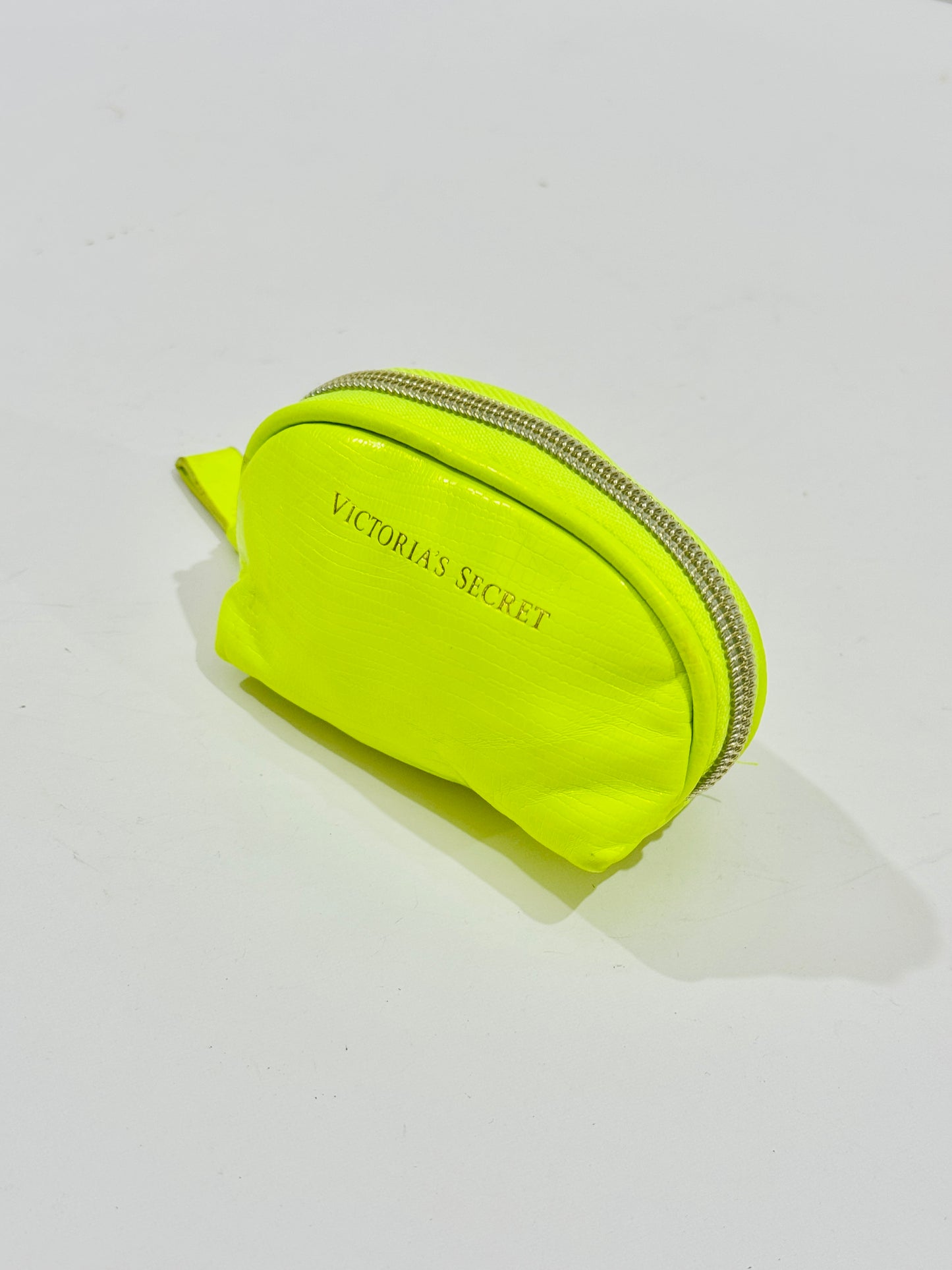 VICTORIA’S SECRET