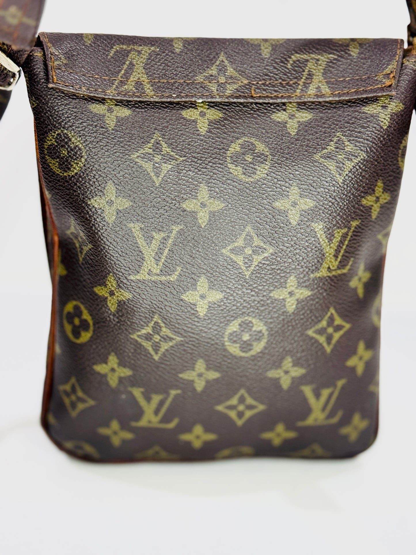 LV