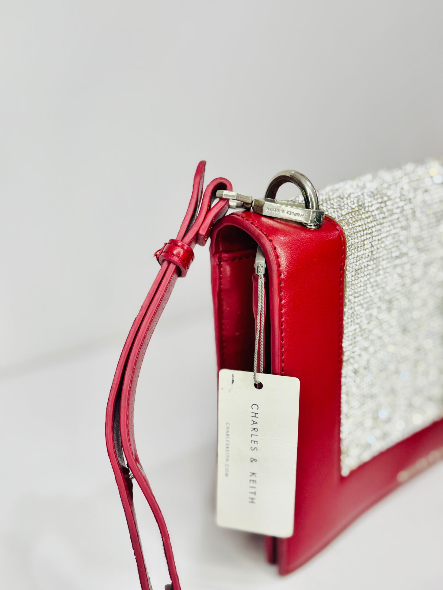 CHARLES & KEITH | TAG 🏷️