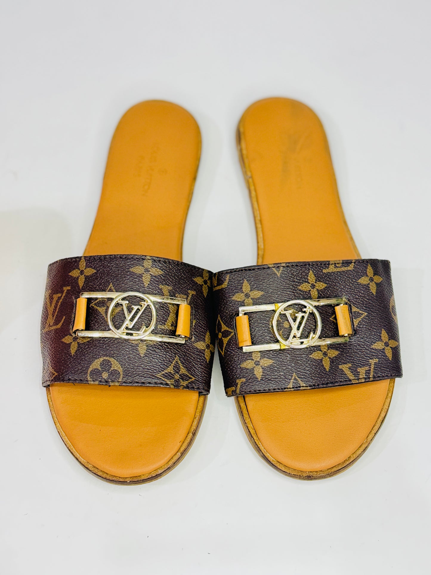 LV | 39