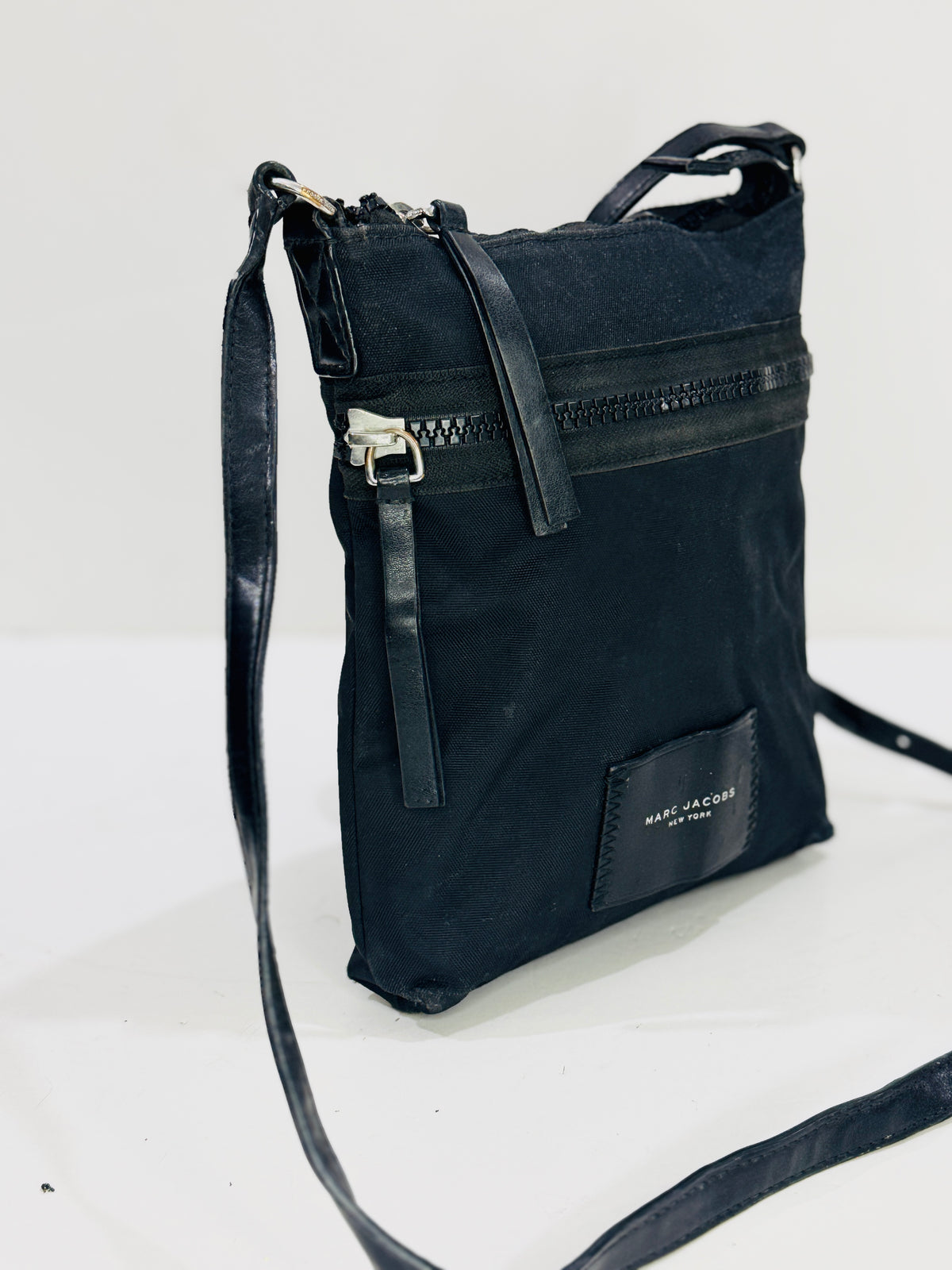 MARC JACOBS