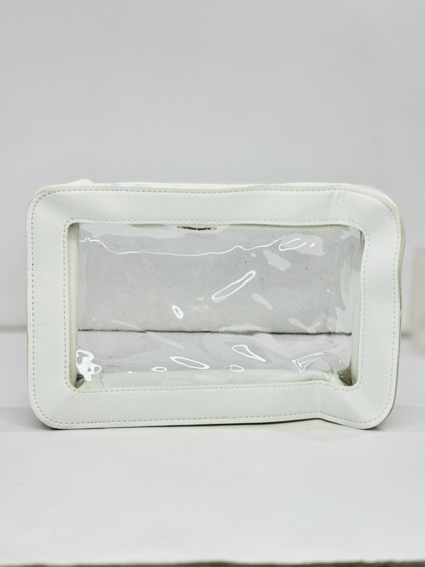 Transparent | Organiser