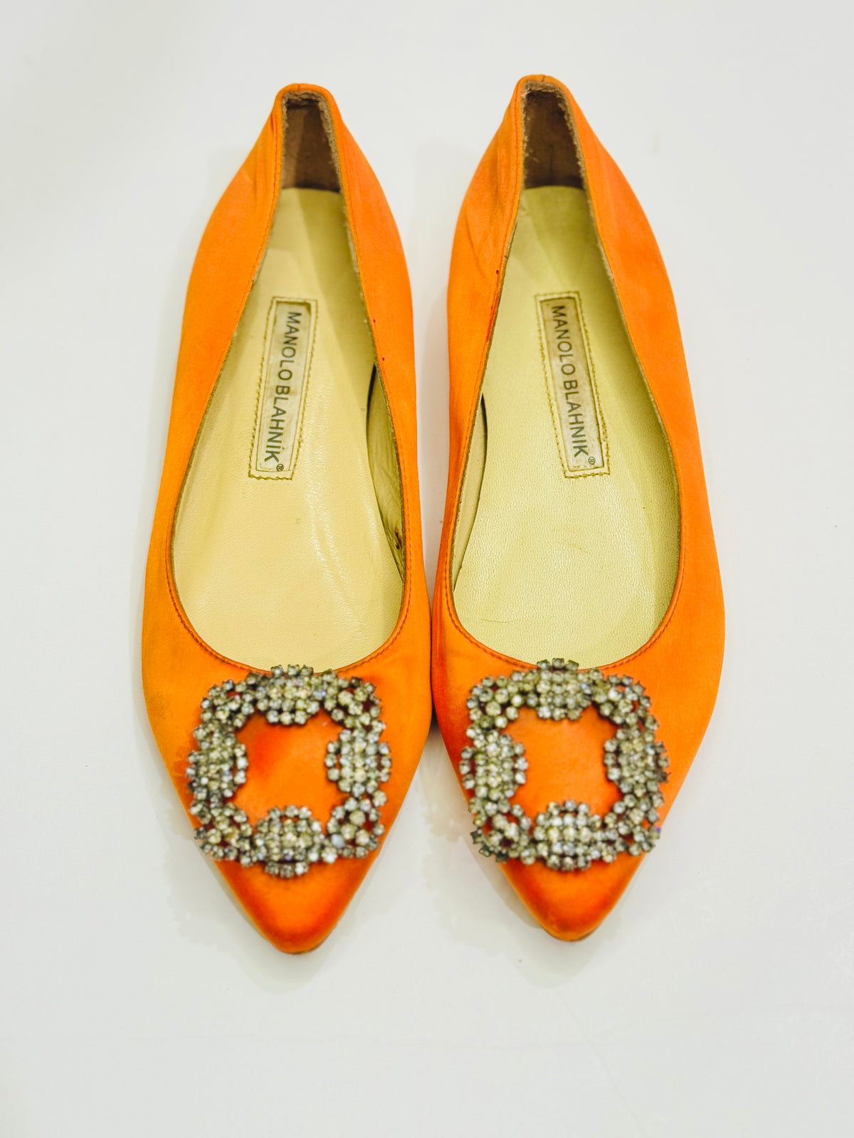 MANOLO BLAHNIK | 37