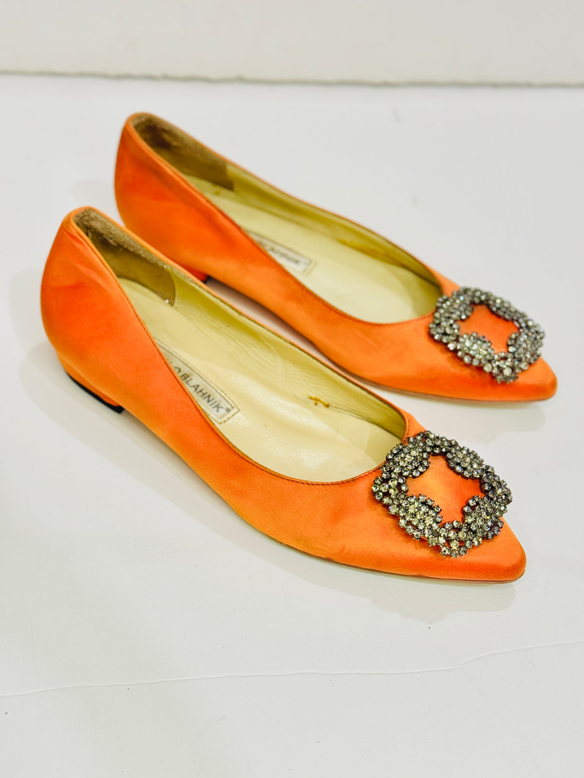 MANOLO BLAHNIK | 37