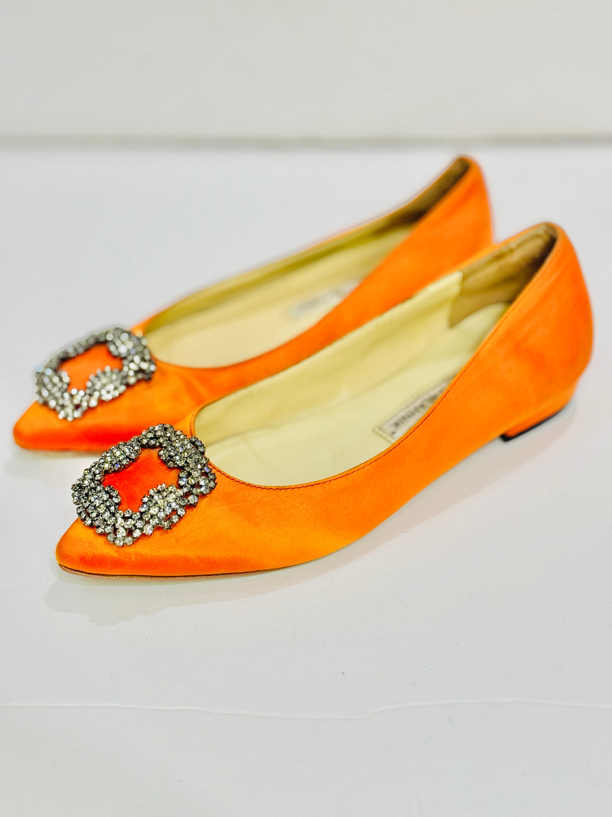 MANOLO BLAHNIK | 37