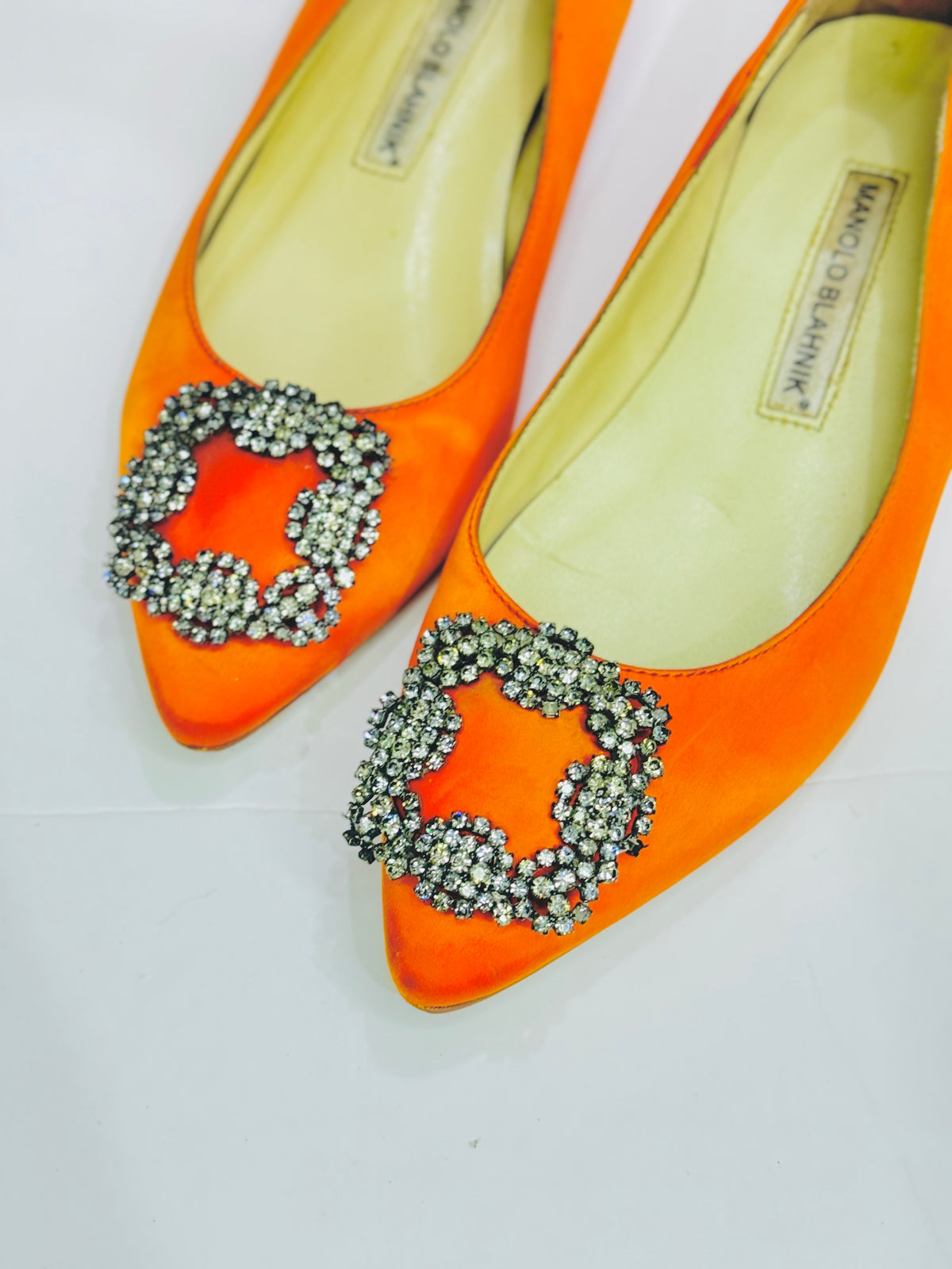 MANOLO BLAHNIK | 37