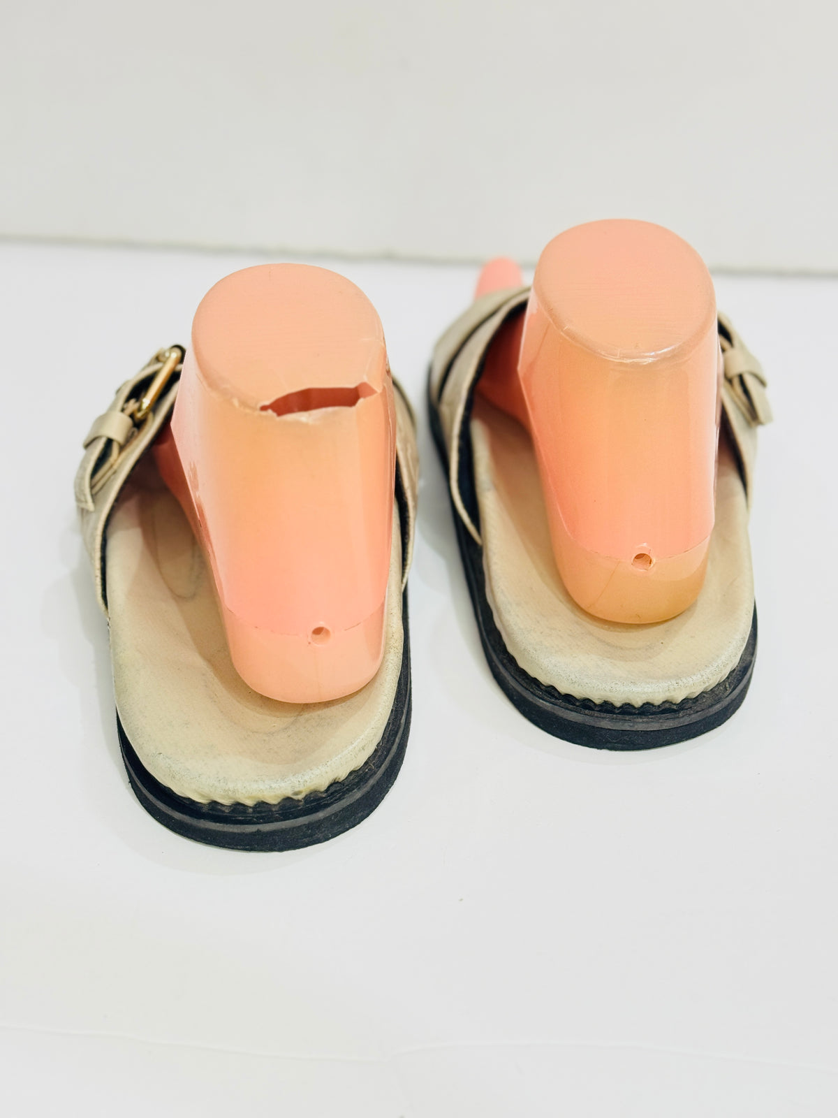 LV | 38/39