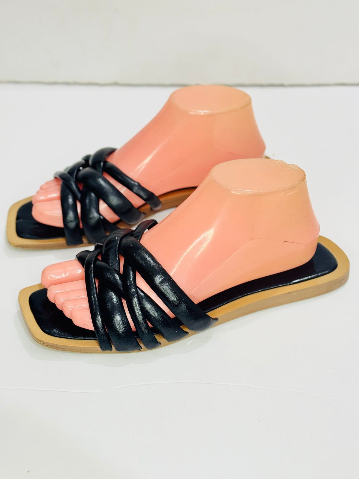 ZARA | 39