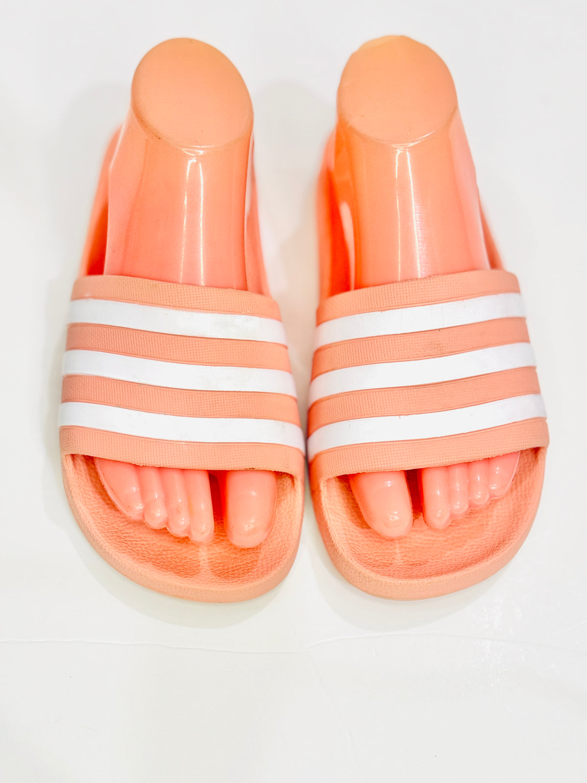 adidas | 38
