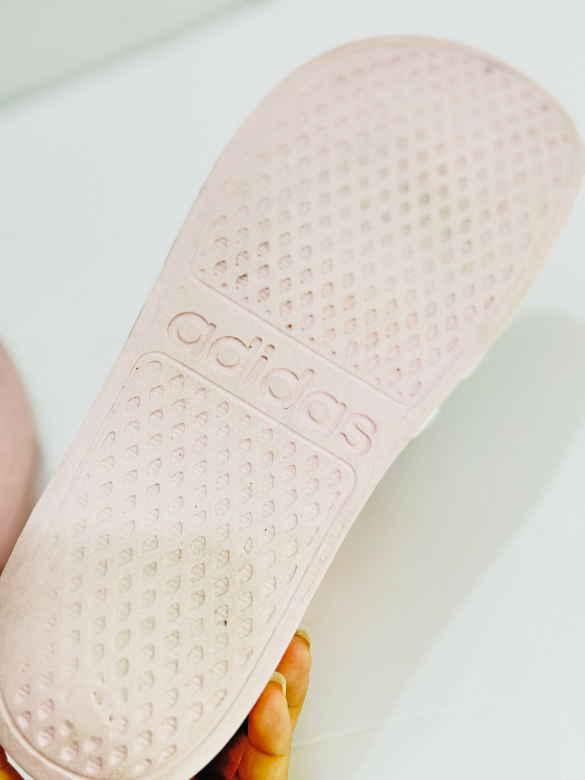adidas | 39/40
