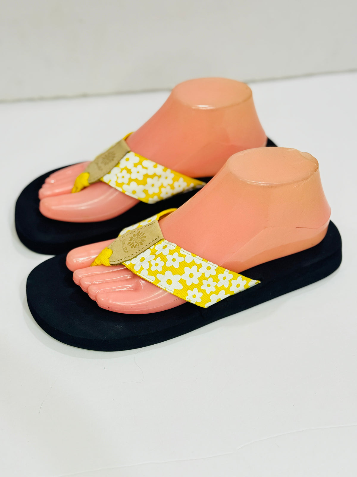 Yellow Box | 39