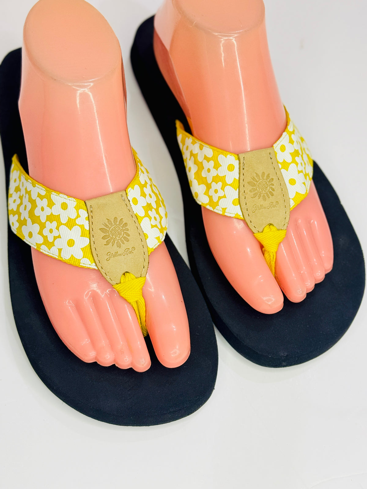 Yellow Box | 39