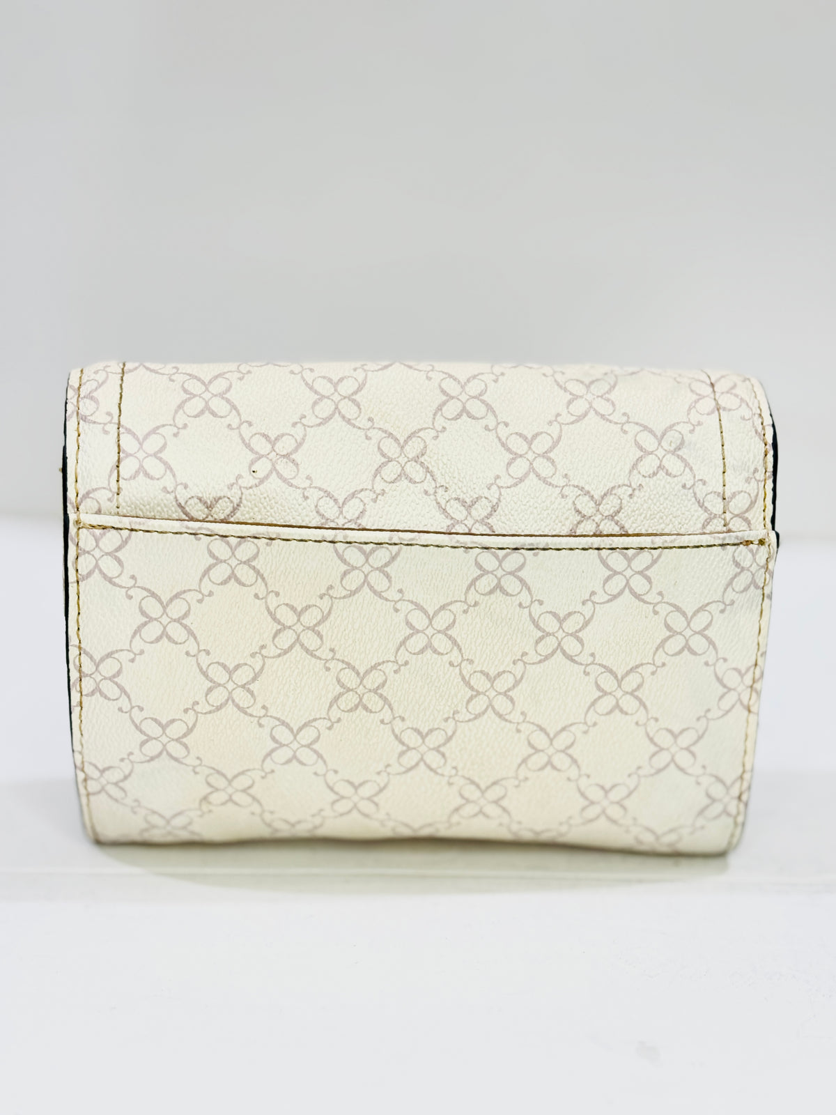 NINE WEST